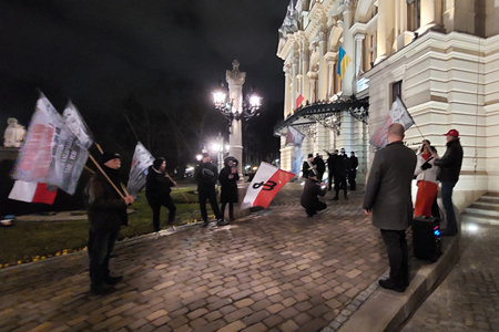 Pikieta pod Teatrem Słowackiego